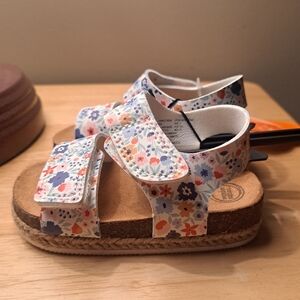 Wonder Nation size 3 baby sandals